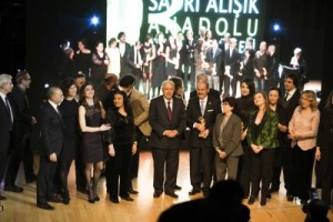 4-sadri-alisik-anadolu-tiyatro-oyuncu-odulleri-5602046_4598_o