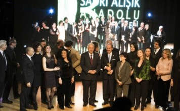 4.Sadri Alışık Anadolu Tiyatro Oyuncu Ödülleri