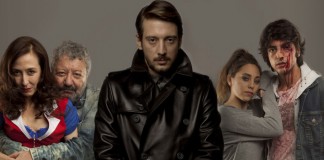 ENGİN HEPİLERİ'İNİN KURDUĞU TİYATRO.İN'DE 'KATİL JOE'NİN PRÖMİYERİ YAPILDI