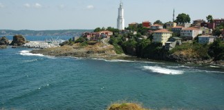 TUZLU SU: DÜŞÜNCE BİÇİMLERİ ÜZERİNE BİR TEORİ