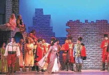ÇİNGENE BARON OPERA SAHNESİ’NDE