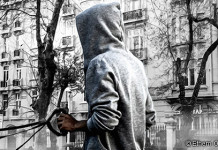 Oyun Salonu: KÖPEKLERİN İSYAN GÜNÜ- PLATFORM