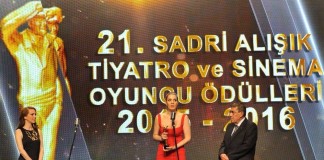 AYÇA VARLIER- 21.SADRİ ALIŞIK TİYATRO ÖDÜLLERİ-MÜZİKAL YADA KOMEDİ DALINDA EN BAŞARILI KADIN OYUNCU ÖDÜLÜ: