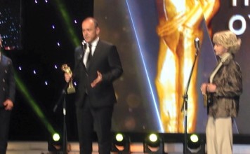 CÜNEYT YALAZ: ÖDÜLÜMÜ BÜTÜN ALIKONULAN AYDINLAR ADINA PAYLAŞIYORUM