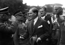 Zafer Bayramı’ında Atatürk Fotoğrafları Sergisi