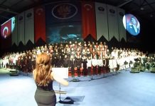 Işık Okulları’ndan 517 Kişilik Cumhuriyet Korosu