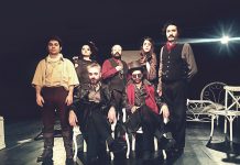 Poe Tiyatro sahnesinde