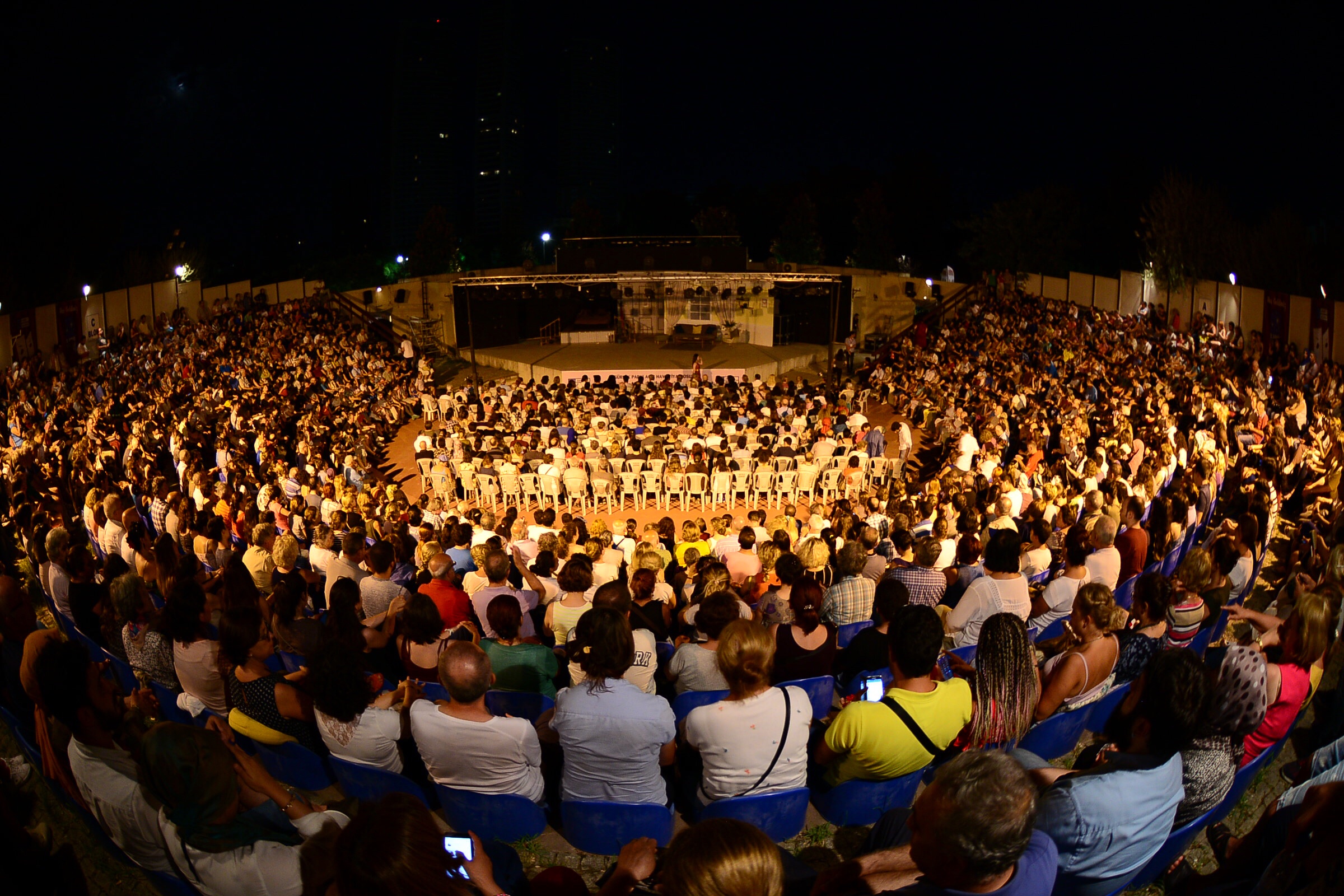 KADIKÖY TİYATRO FESTİVALİ BAŞLIYOR 02-15 Ağustos 2018)