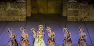 25. ULUSLARARASI ASPENDOS OPERA VE BALE FESTİVALİ BALENİN YILDIZLARI SAHNEDEYDİ