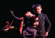 TİM SHOW CENTER’DA AÇILIŞ TANGO USTALARIYLA