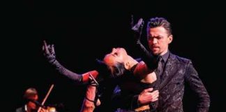 TİM SHOW CENTER’DA AÇILIŞ TANGO USTALARIYLA