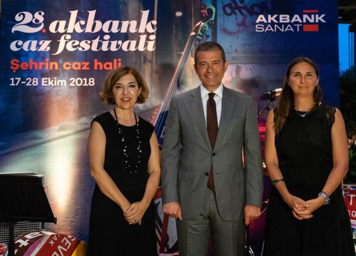 Akbank_Caz_Festivali_Bas__n_Toplant__s_____Derya_Bigal____Hakan_Binba__gil__Ay__eg__l_Turfan_Mumcuo__lu__