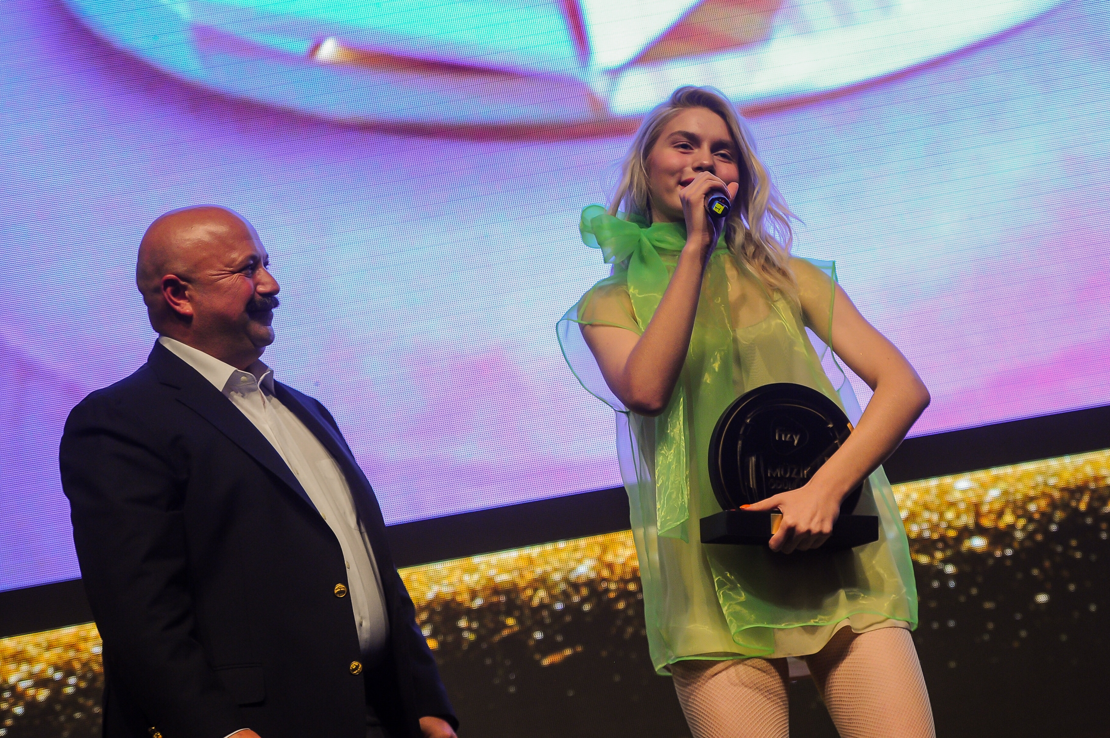 fizy MÜZİK ÖDÜLLERİ, ZORLU PSM’DE GERÇEKLEŞEN TÖRENLE SAHİPLERİNİ BULDU