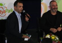 Cem Yılmaz : Yeterki Kafamızda Kalıplar Olmasın
