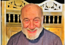 Yılmaz Gruda “En İyi Tiyatro Eser’ini” Seçiyor