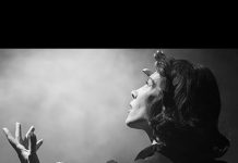 Kaldırım Serçesi- Edith Piaf’ın Yaşamı Sahnede