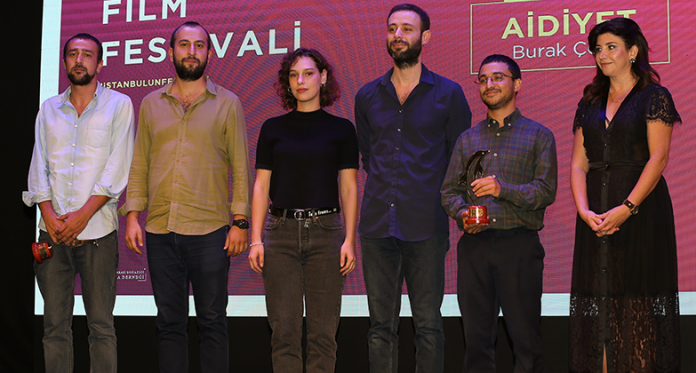 20191026-en-iyi-film-odulunun-sahibi-aidiyet-oldu-756658-daa2c2d2bd37f95a7c14