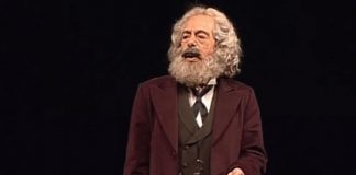 Genco Erkal’den Marx’ın Dönüşü Oyunu Ücretsiz olarak