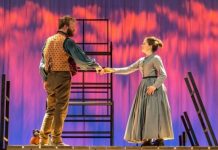 Jane Eyre oyununu National Theatre’den izleyin.